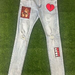Light jeans with red patchwork
